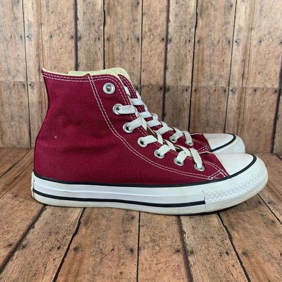 maroon converse size 4